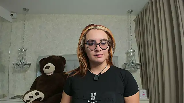 Snapshot of JessyCream chatting on October 5, 2:04 pm JessyCream online show from October 5, 2:04 pm