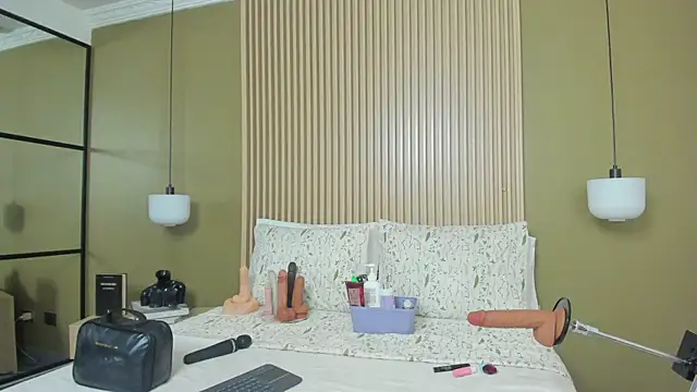 Snapshot of JessyCream chatting on March 27, 9:58 pm JessyCream online show from March 27, 9:58 pm