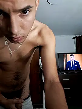 Maty hot 01 online show from March 17, 11:43 pm