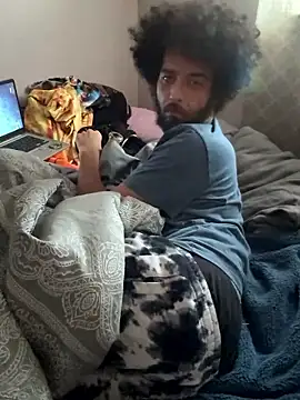 Snapshot of Damien55 chatting on February 5, 10:03 pm Damien55 online show from February 5, 10:03 pm