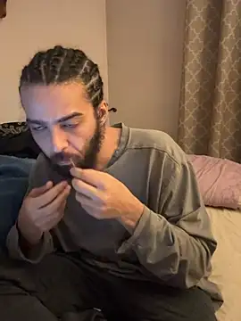 Snapshot of Damien55 chatting on February 18, 3:46 am Damien55 online show from February 18, 3:46 am