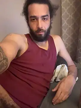 Snapshot of Damien55 chatting on April 13, 4:07 am Damien55 online show from April 13, 4:07 am