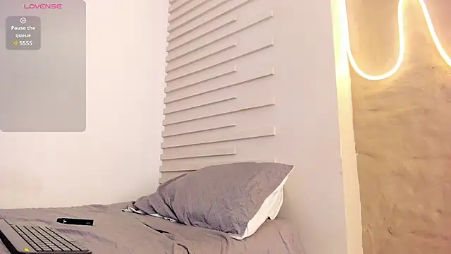 Demy Ruiz online show from February 27, 7:55 am