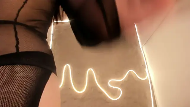 Demy Ruiz online show from November 11, 2:33 am