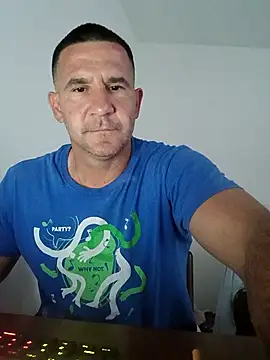 Mister1985 online show from October 23, 5:29 am