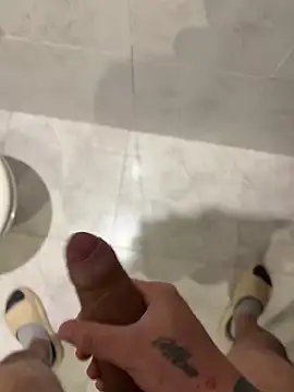 yeiyei oficial online show from March 14, 6:35 pm