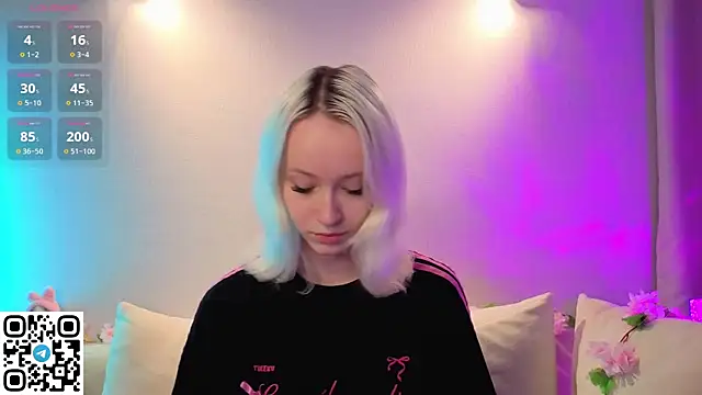 Snapshot of Anadeyaaa chatting on November 14, 12:20 am Anadeyaaa online show from November 14, 12:20 am