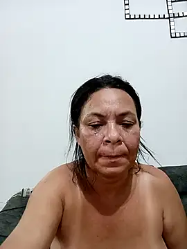 Snapshot of thefuckingowneroftits chatting on April 26, 6:55 am thefuckingowneroftits online show from April 26, 6:55 am