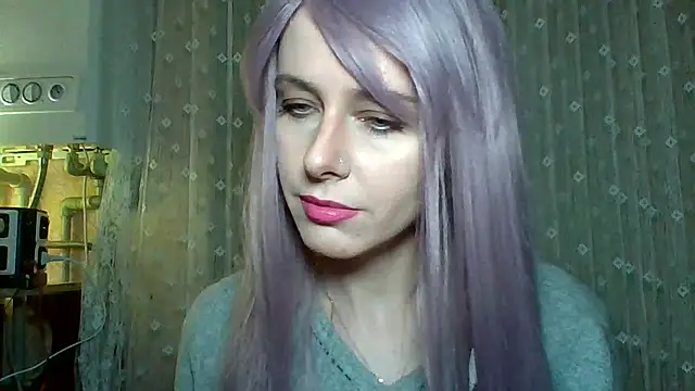 Snapshot of LuminousLady chatting on February 22, 5:46 pm LuminousLady online show from February 22, 5:46 pm