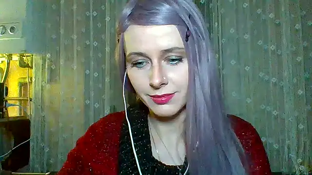 Snapshot of LuminousLady chatting on February 27, 5:15 pm LuminousLady online show from February 27, 5:15 pm