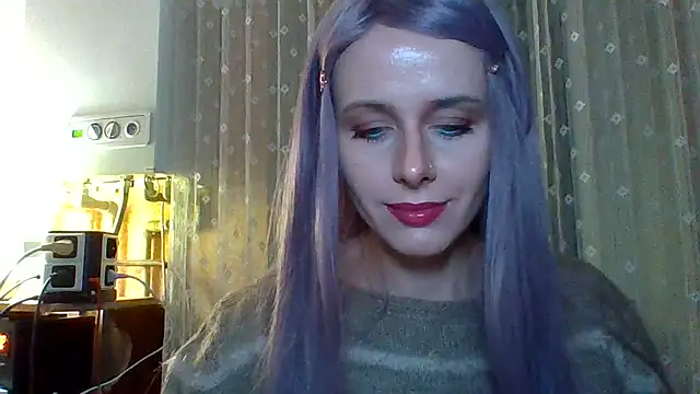 Snapshot of LuminousLady chatting on March 2, 7:56 pm LuminousLady online show from March 2, 7:56 pm