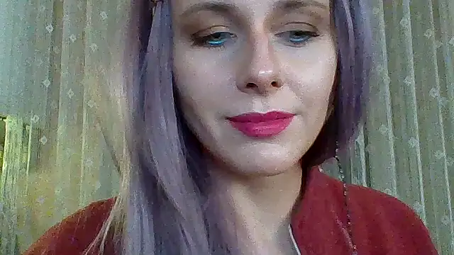 Snapshot of LuminousLady chatting on March 13, 9:26 pm LuminousLady online show from March 13, 9:26 pm