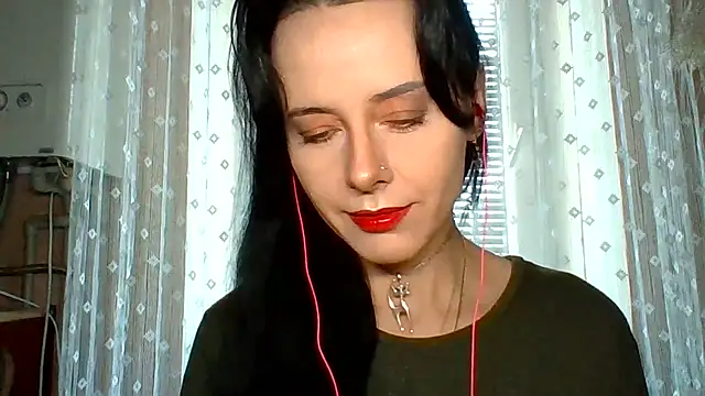 Snapshot of LuminousLady chatting on September 22, 6:15 am LuminousLady online show from September 22, 6:15 am