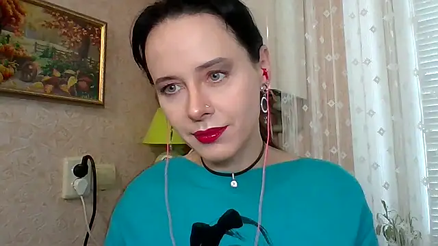 Snapshot of LuminousLady chatting on September 23, 7:33 am LuminousLady online show from September 23, 7:33 am