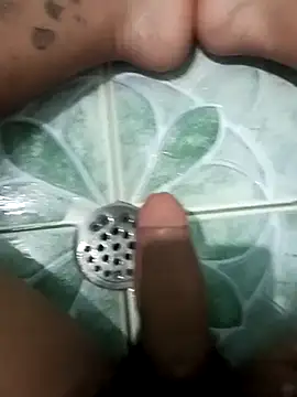 Snapshot of theghoss chatting on February 16, 8:22 pm theghoss online show from February 16, 8:22 pm