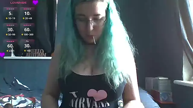 Snapshot of BunnieXO247 chatting on October 25, 2:24 pm BunnieXO247 online show from October 25, 2:24 pm