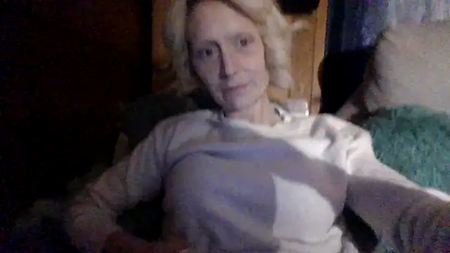 beautifulme23 online show from February 16, 3:47 am