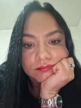 Snapshot of SARAI_523 chatting on November 4, 9:47 pm SARAI 523 online show from November 4, 9:47 pm