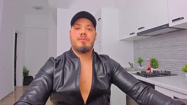 ZackMasterss online show from February 14, 11:09 pm