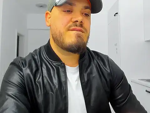 ZackMasterss online show from October 22, 7:35 pm