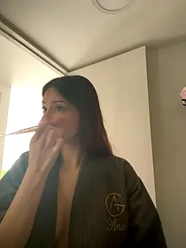 Snapshot of AngelRuby chatting on November 11, 1:22 pm AngelRuby online show from November 11, 1:22 pm