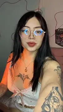 Snapshot of Valu_euphoria chatting on November 16, 1:33 am Valu euphoria online show from November 16, 1:33 am