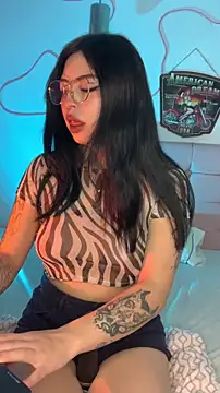 Snapshot of Valu_euphoria chatting on November 16, 4:12 pm Valu euphoria online show from November 16, 4:12 pm