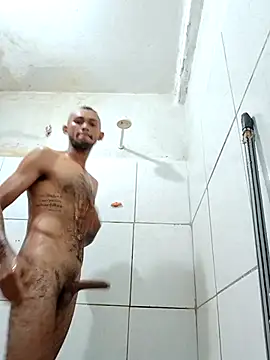 Snapshot of ery03 chatting on January 7, 8:44 pm ery03 online show from January 7, 8:44 pm