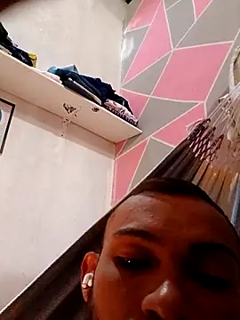 Snapshot of ery03 chatting on January 15, 3:16 pm ery03 online show from January 15, 3:16 pm