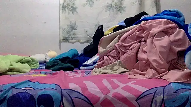 sharonlopez9611 online show from November 9, 3:49 am