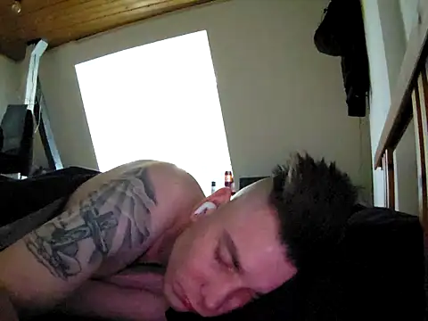 Foxtrott 242 online show from February 15, 2:03 pm