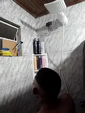 Snapshot of Mineirinho043 chatting on February 19, 5:05 am Mineirinho043 online show from February 19, 5:05 am