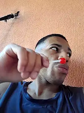 Snapshot of Mineirinho043 chatting on February 20, 8:03 pm Mineirinho043 online show from February 20, 8:03 pm