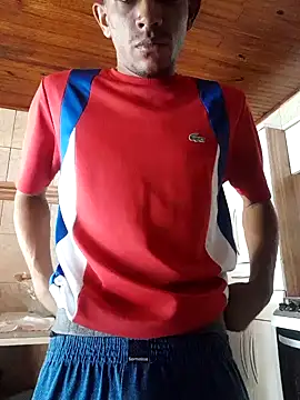 Snapshot of Mineirinho043 chatting on February 23, 2:57 pm Mineirinho043 online show from February 23, 2:57 pm