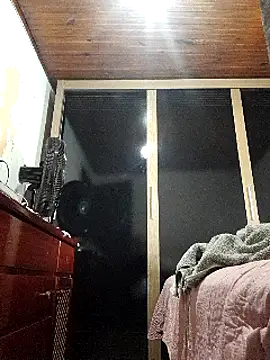 Snapshot of Mineirinho043 chatting on February 23, 6:01 pm Mineirinho043 online show from February 23, 6:01 pm