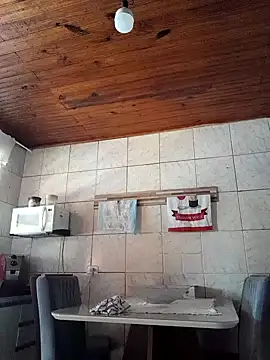 Snapshot of Mineirinho043 chatting on February 25, 2:33 pm Mineirinho043 online show from February 25, 2:33 pm