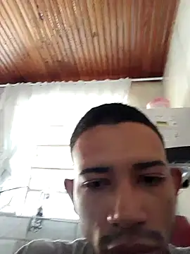 Snapshot of Mineirinho043 chatting on February 26, 1:41 pm Mineirinho043 online show from February 26, 1:41 pm