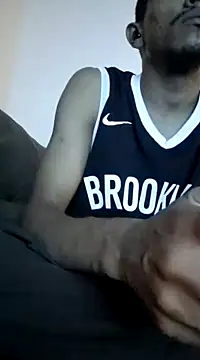 Snapshot of Mineirinho043 chatting on March 15, 4:13 am Mineirinho043 online show from March 15, 4:13 am