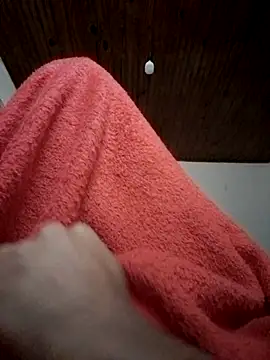 Snapshot of Mineirinho043 chatting on March 18, 12:58 pm Mineirinho043 online show from March 18, 12:58 pm