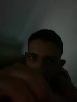 Snapshot of Mineirinho043 chatting on March 19, 11:25 pm Mineirinho043 online show from March 19, 11:25 pm