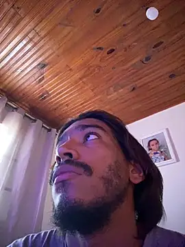 Mineirinho043 online show from February 5, 3:49 pm