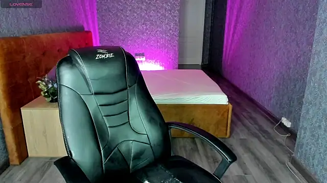 Mimi Webb online show from February 11, 12:37 pm