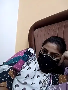 fuungirl38 online show from April 20, 7:26 pm