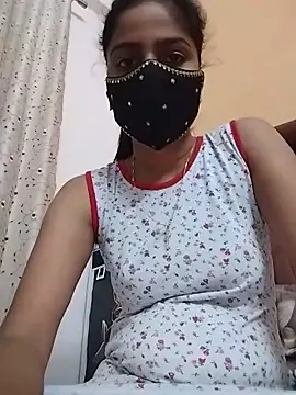 Snapshot of fuungirl38 chatting on May 27, 7:11 pm fuungirl38 online show from May 27, 7:11 pm