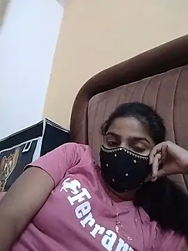 Snapshot of fuungirl38 chatting on June 1, 8:32 pm fuungirl38 online show from June 1, 8:32 pm