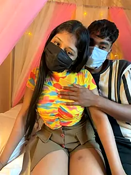 hotgirlpriya789 online show from November 17, 4:46 pm