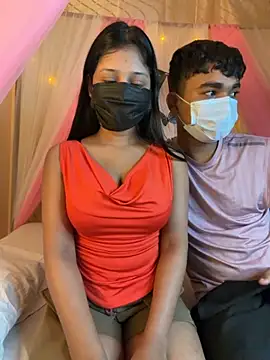 hotgirlpriya789 online show from November 18, 4:11 pm