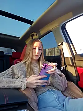 Snapshot of Pussy_Drive03 chatting on February 18, 2:59 am Pussy Drive03 online show from February 18, 2:59 am