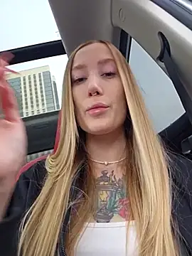 Snapshot of Pussy_Drive03 chatting on February 22, 4:51 am Pussy Drive03 online show from February 22, 4:51 am