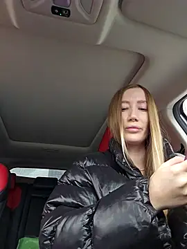 Snapshot of Pussy_Drive03 chatting on October 21, 4:57 am Pussy Drive03 online show from October 21, 4:57 am